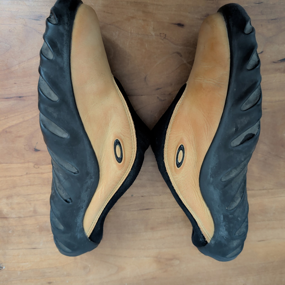 Ladies' Oakley Slip On Clog Mule Shoes Size 9 - Picture 4 of 8